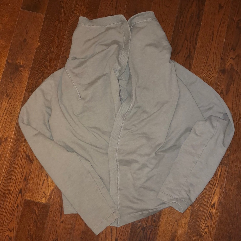 Patagonia small grey wrap around yoga cardigan